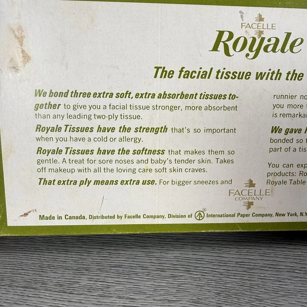 Vintage Facelle Royale Yellow 3 Ply Facial Tissues Box 70 Count 1969 Canada